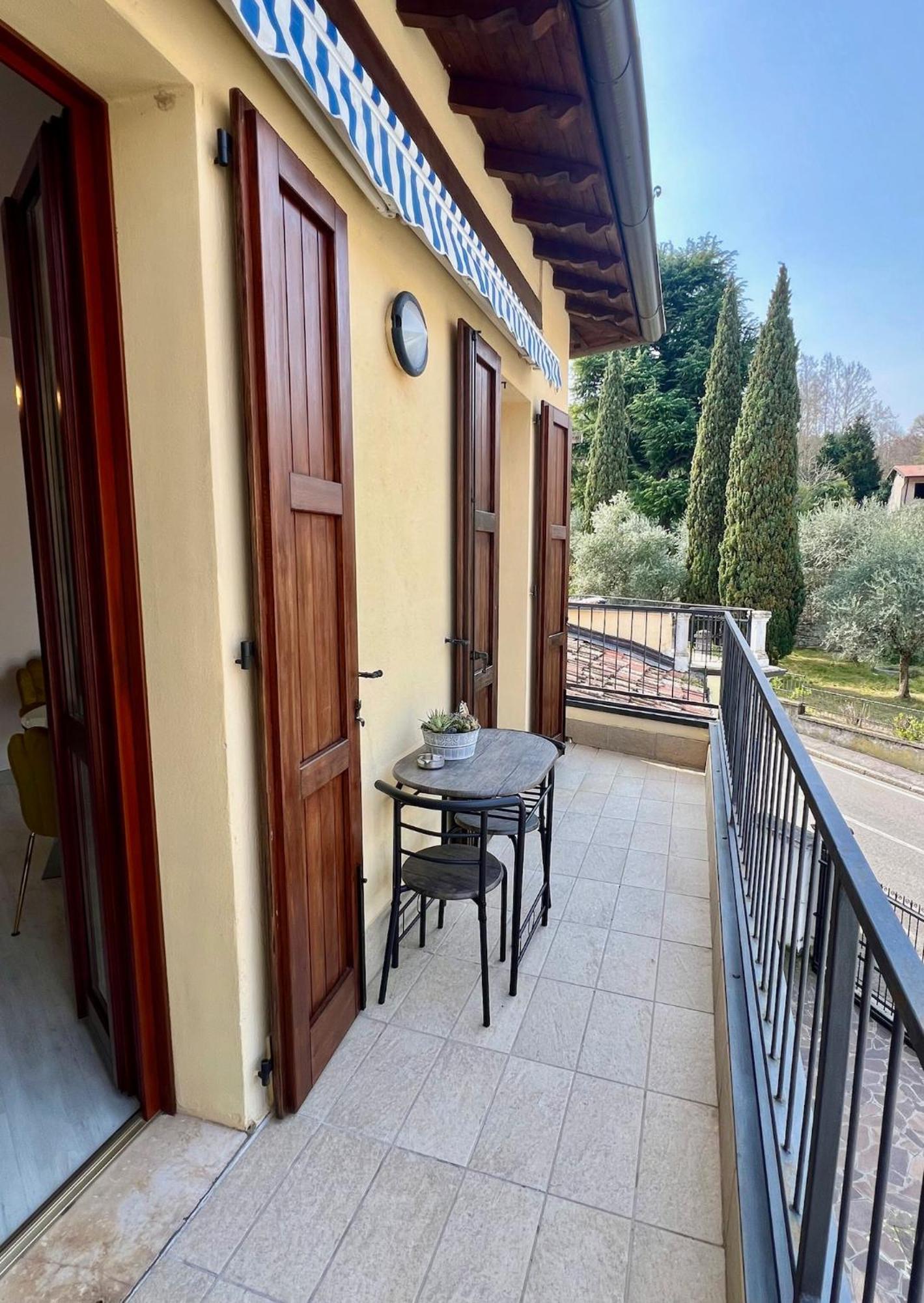 Appartamento Al Castello Padenghe sul Garda Exterior photo
